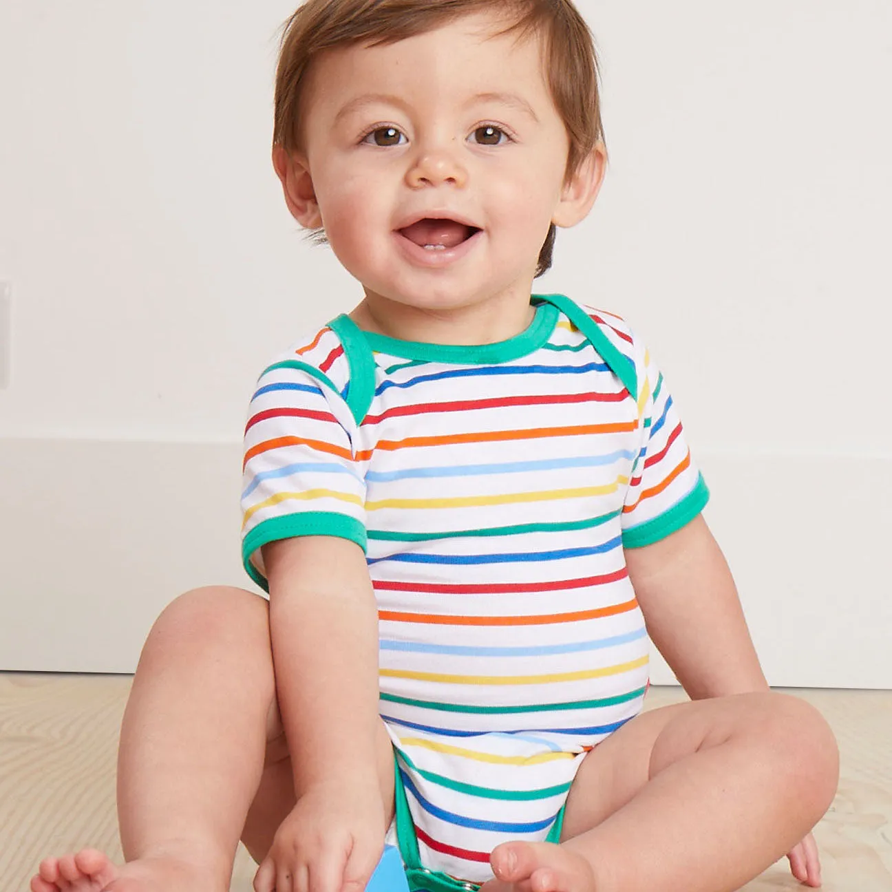 Baby gift set- rainbow print