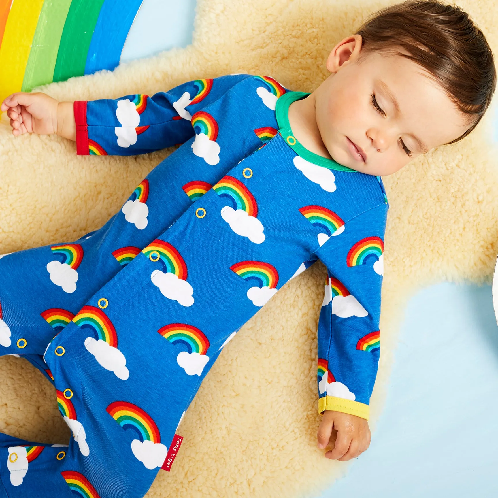 Baby gift set- rainbow print