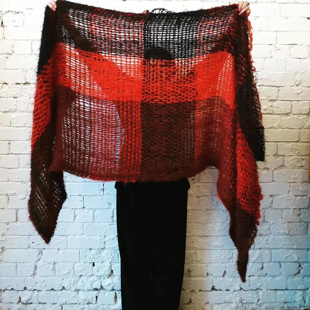 Hand loom Alpaca wrap - Pinks