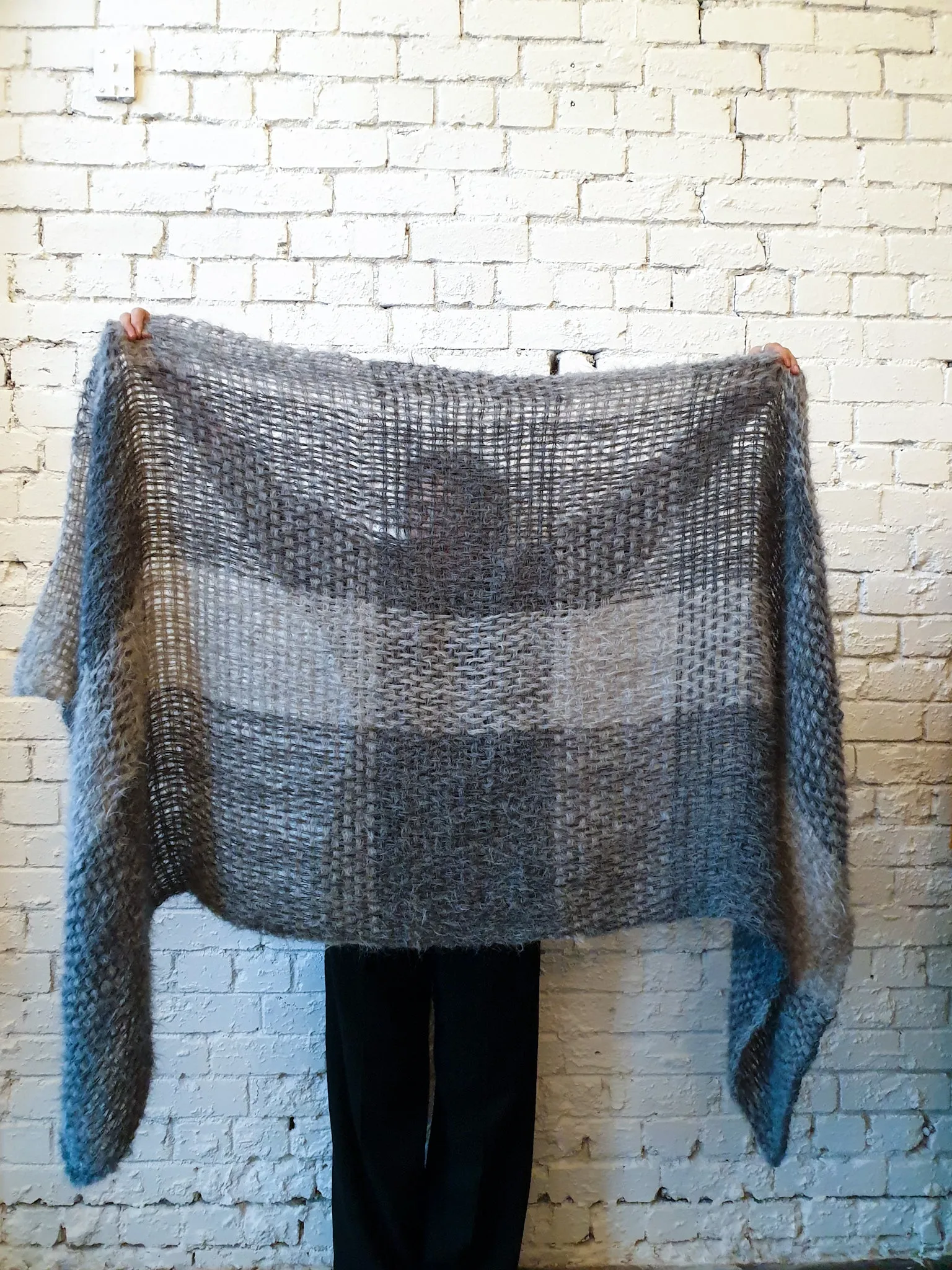 Hand loom Alpaca wrap - Pinks