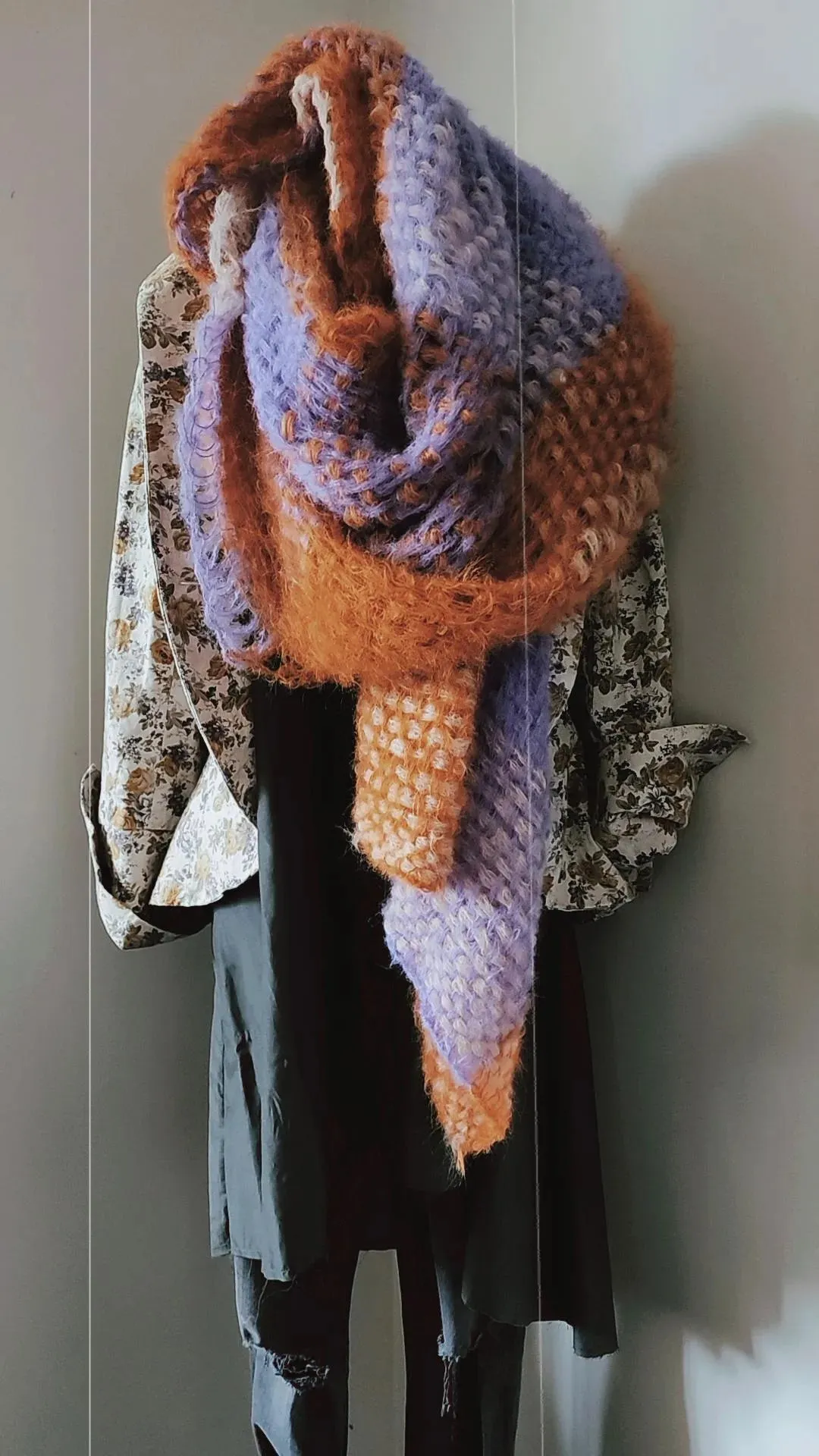 Hand loom Alpaca wrap - Pinks