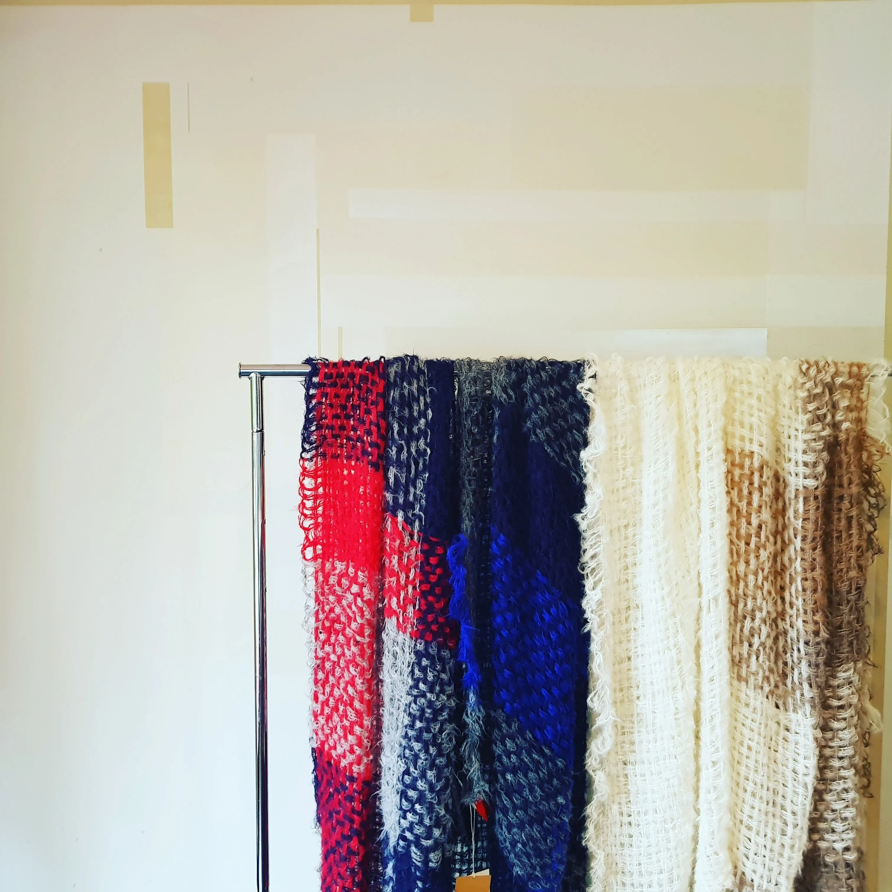 Hand loom Alpaca wrap - Pinks