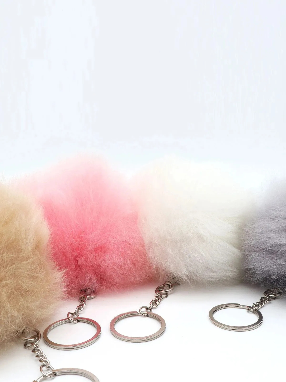 Inkari Alpaca-off white Fluffball-Keychain-Bag Charm